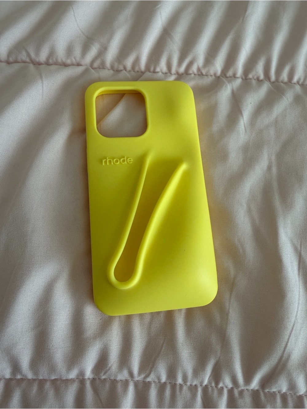 Summer Lip Case - Phone 15 Pro Max